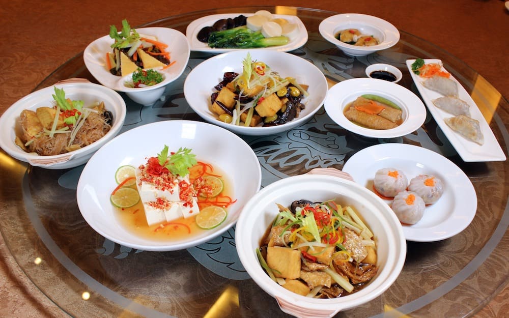 อิ่มเจ แบบ ไม่จำเจ ที่โรงแรม เดอะ แกรนด์ โฟร์วิงส์ คอนเวนชั่น กรุงเทพฯ