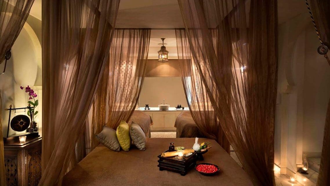 การนวดไทย สายนักรบโบราณ (Siamese Warrior Massage) ณ อนันตรา สปา โรงแรมอนันตรา สยาม กรุงเทพ