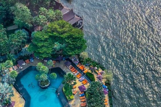 สัมผัสประสบการณ์การเข้าพักในห้องพักหรูพร้อมชมวิวทิวทัศน์อันร่มรื่น ของริมฝั่งแม่น้ำเจ้าพระยาไปกับแพ็กเกจ “SHANGRI-LA STAYCATION” ณ โรงแรมแชงกรี-ลา กรุงเทพฯ