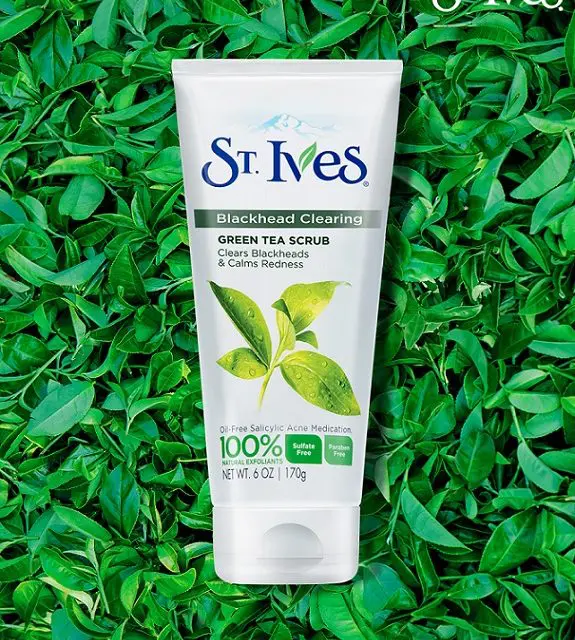 ผิวใสไร้สิว เพราะเพิ่มสครับชาเขียวคู่ใจ กับ St. Ives Blackhead Clearing Green Tea Scrub