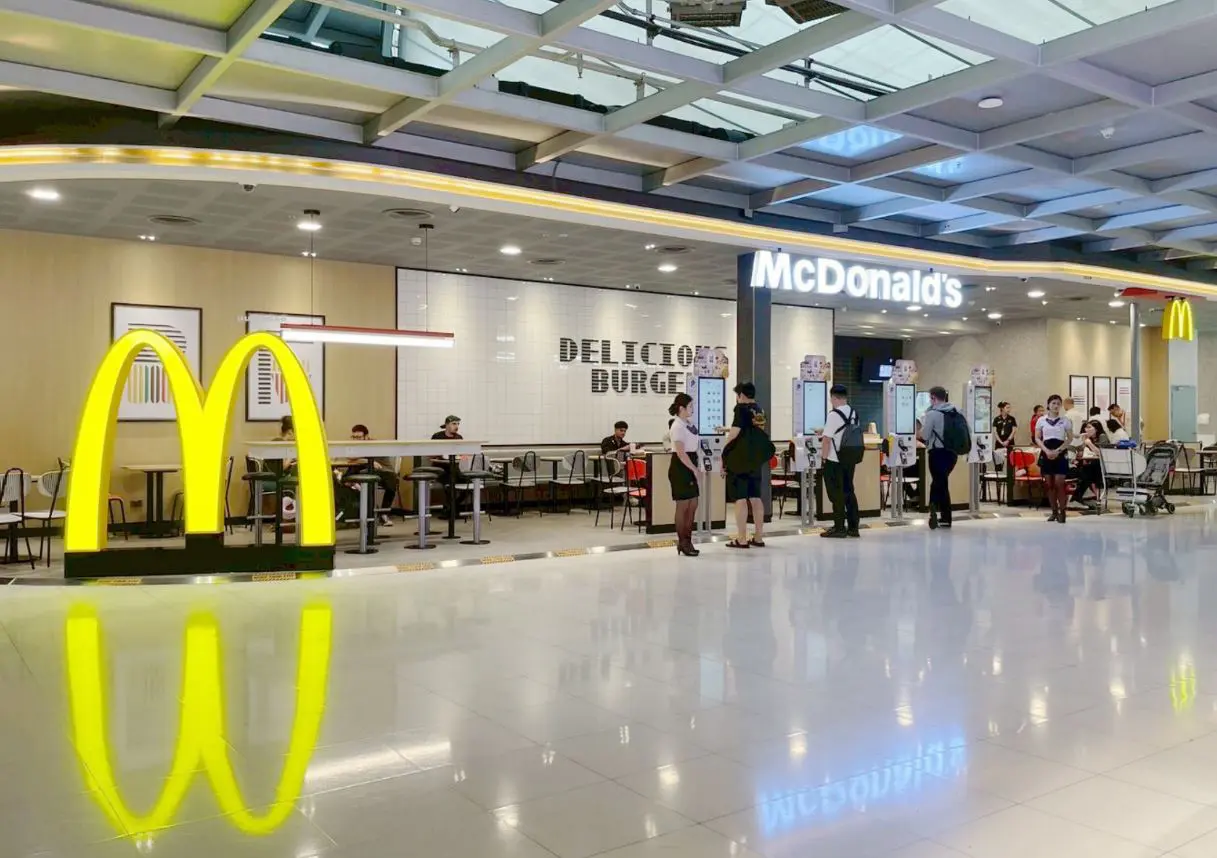 Mcdonalds Suvarnabhumi airport Mcdonalds Suvarnabhumi airport