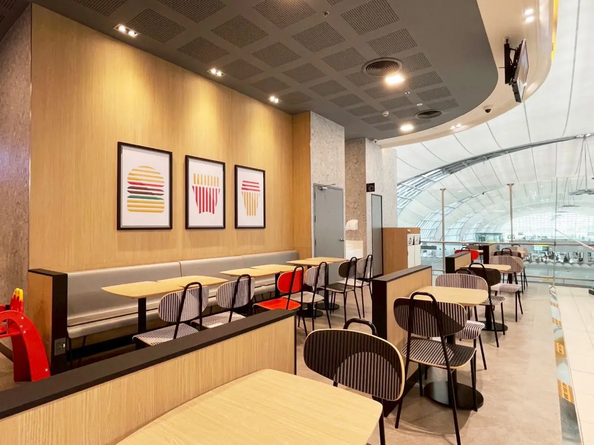 Mcdonalds Suvarnabhumi airport Mcdonalds Suvarnabhumi airport