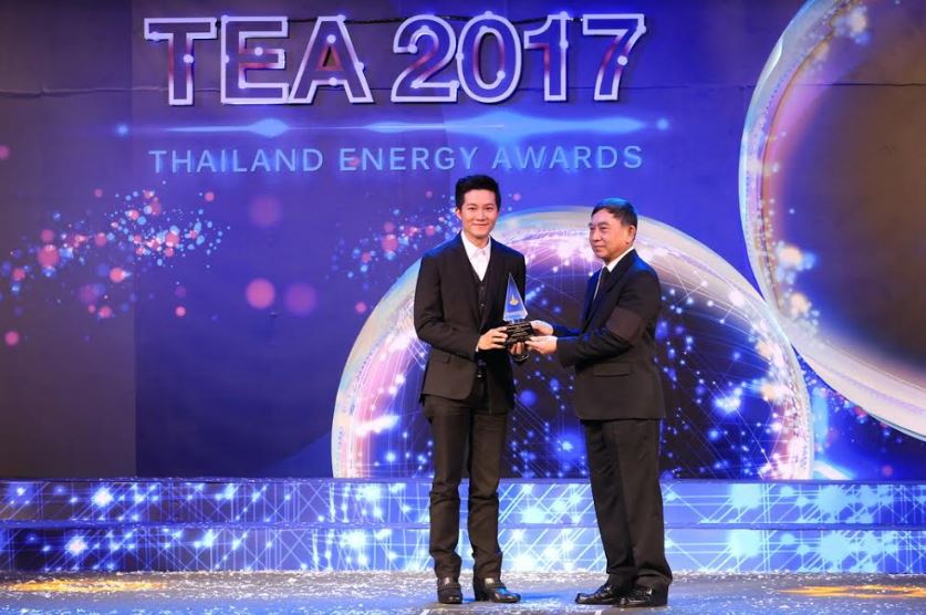 กรีนเวฟ ตอกย้ำภาพคลื่นวิทยุส่งเสริมการอนุรักษณ์พลังงานและพลังงานทดแทน ครองแชมป์ 8 ปี คว้ารางวัล Thailand Energy Awards 2017
