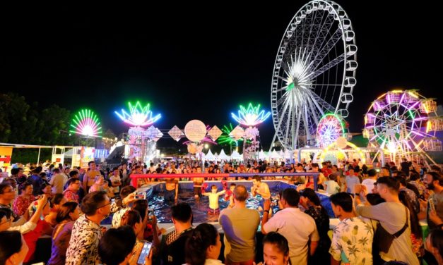 เอเชียทีค ร่วมสืบสานประเพณีปีใหม่ไทย มหาสงกรานต์  ในงาน ‘Water Festival 2019 เทศกาลวิถีน้ำ…วิถีไทย’