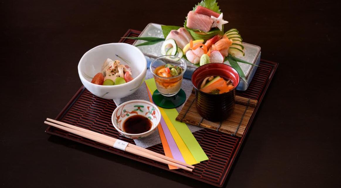 ร่วมสืบสานตำนานเทศกาลทานาบาตะของประเทศญี่ปุ่นที่ห้องอาหารยามาซาโตะ