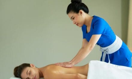 มอบของขวัญวันวาเลนไทน์สุดพิเศษกับ Clinique La Prairie Bangkok