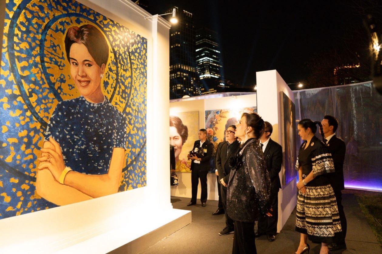 The Night by Amazing Thailand